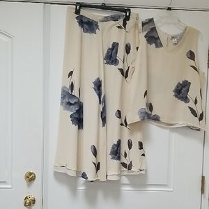 Cream and Gray Maxi, two Piece A-Line Skirt Set for easy Summer Wear.